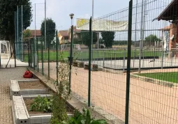 La scuola primaria a San Chiaffredo ora disposne degli orti didattici 